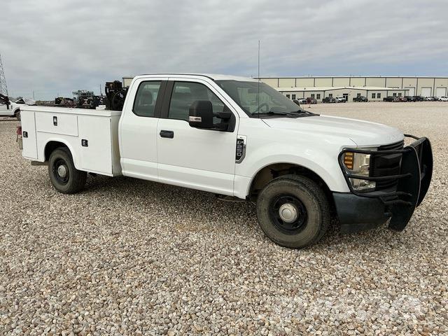 Ford F-250 ピックアップ／ドロップサイド