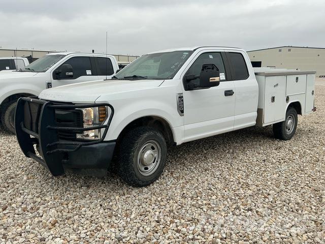 Ford F-250 ピックアップ／ドロップサイド