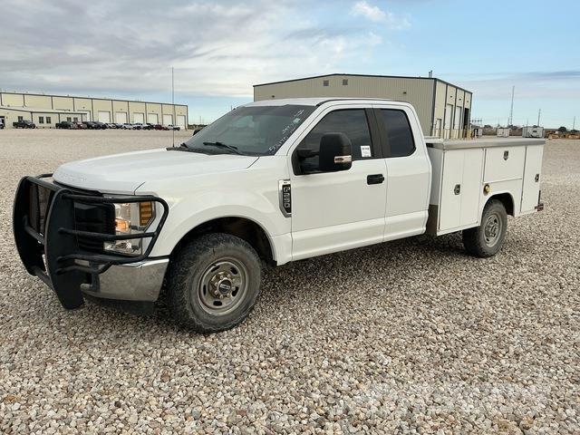 Ford F-250 ピックアップ／ドロップサイド