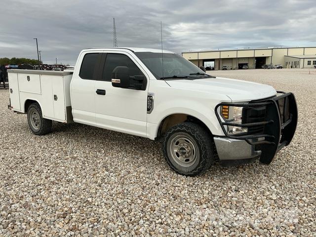 Ford F-250 ピックアップ／ドロップサイド