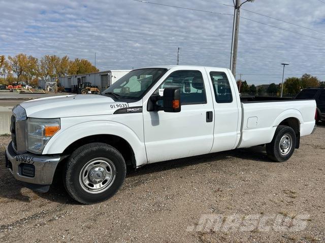 Ford F-250 ピックアップ／ドロップサイド