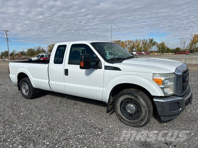 Ford F-250 ピックアップ／ドロップサイド