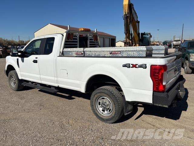 Ford F-250 ピックアップ／ドロップサイド