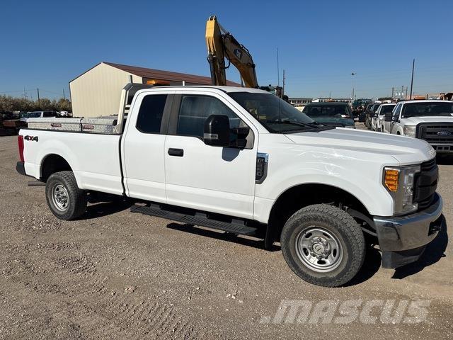 Ford F-250 ピックアップ／ドロップサイド