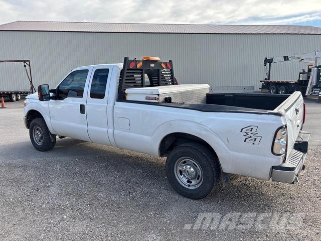 Ford F-250 ピックアップ／ドロップサイド