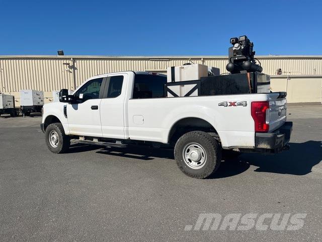 Ford F-250 ピックアップ／ドロップサイド