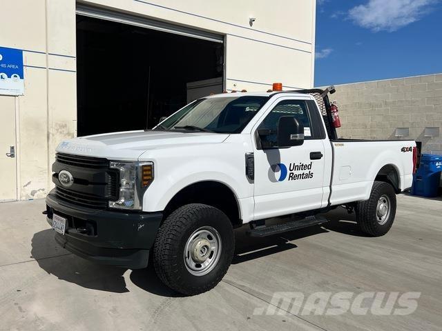 Ford F-250 ピックアップ／ドロップサイド