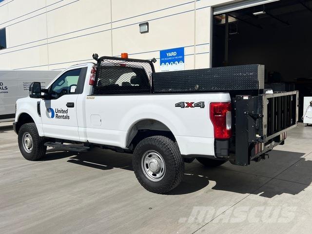 Ford F-250 ピックアップ／ドロップサイド