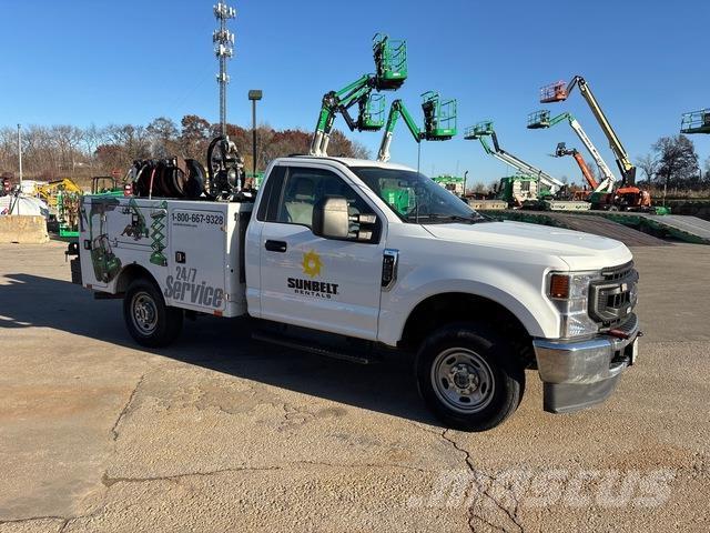 Ford F-250 多目的／汎用車両