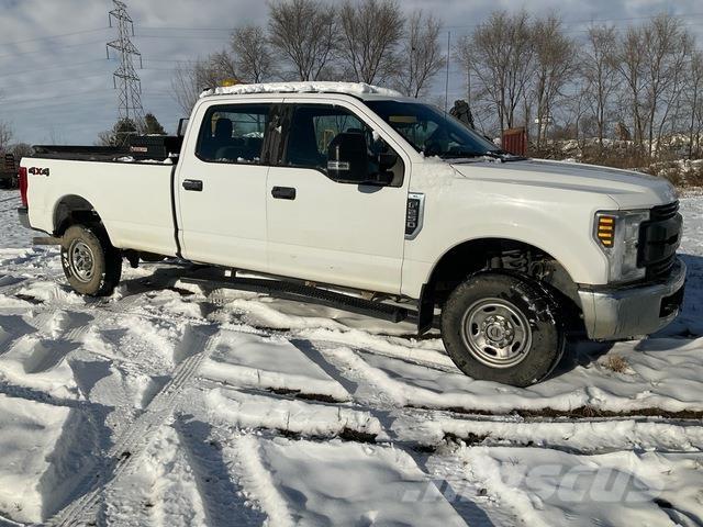 Ford F-250 ピックアップ／ドロップサイド