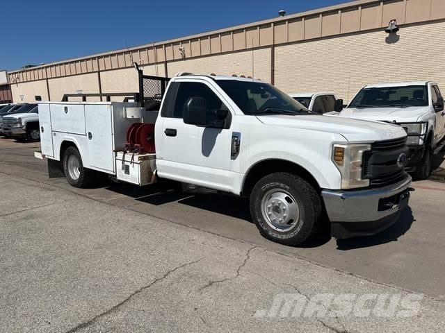 Ford F-350 ピックアップ／ドロップサイド