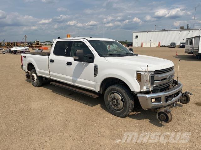 Ford F-350 ピックアップ／ドロップサイド
