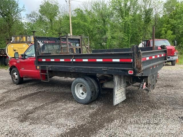Ford F-350 平ボディー