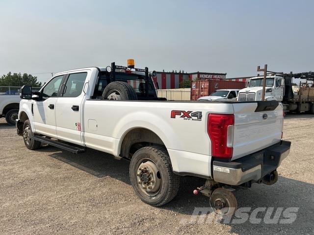 Ford F-350 ピックアップ／ドロップサイド