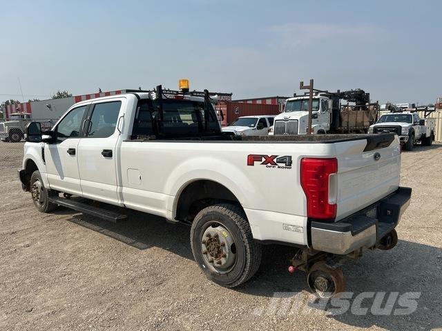 Ford F-350 ピックアップ／ドロップサイド