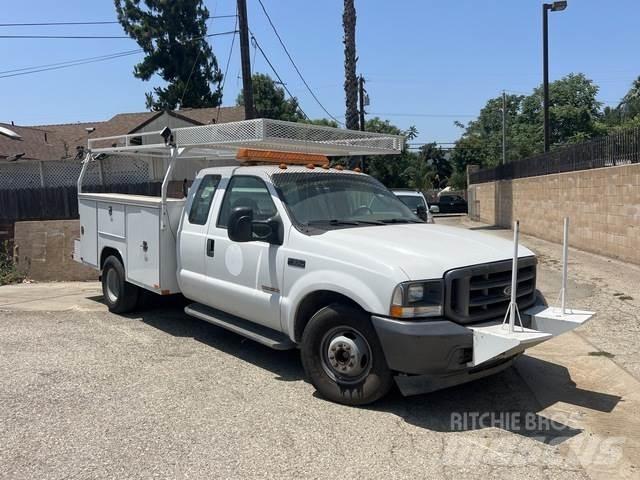 Ford F-350 多目的／汎用車両