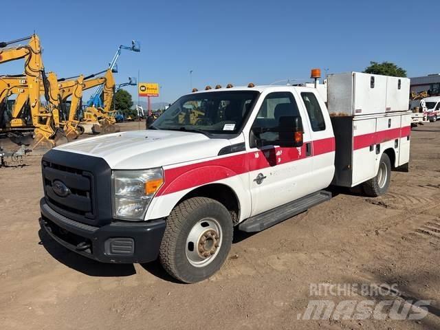 Ford F-350 多目的／汎用車両