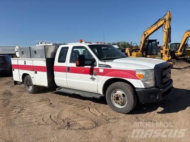 Ford F-350 多目的／汎用車両