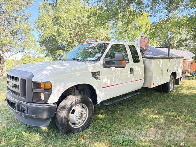 Ford F-350 多目的／汎用車両