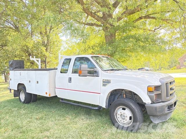 Ford F-350 多目的／汎用車両