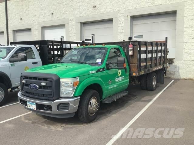 Ford F-350 平ボディー