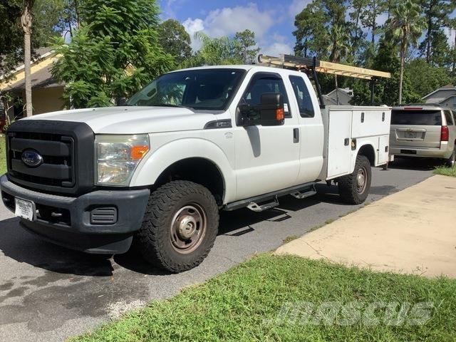 Ford F-350 多目的／汎用車両