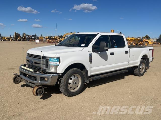 Ford F-350 ピックアップ／ドロップサイド