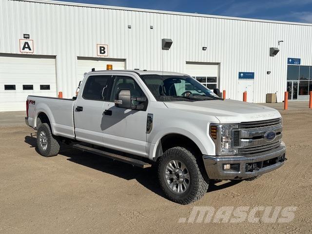 Ford F-350 ピックアップ／ドロップサイド