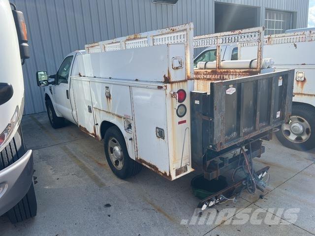 Ford F-350 ピックアップ／ドロップサイド