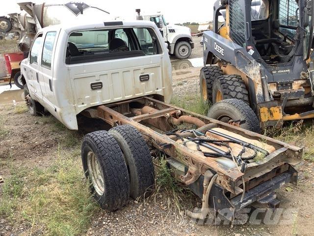 Ford F-350 キャビン及び内装