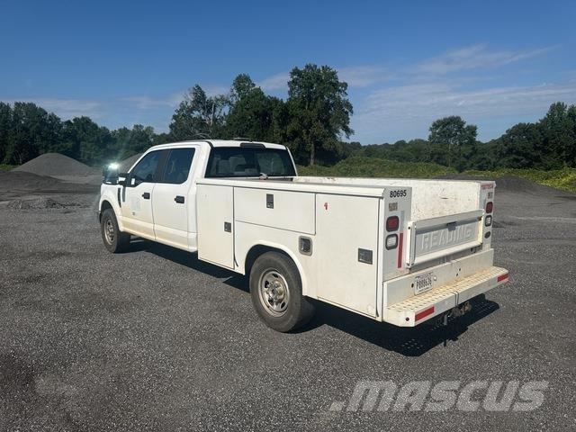 Ford F-350 多目的／汎用車両
