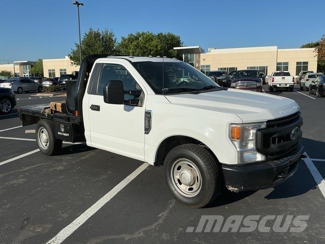 Ford F-350 平ボディー