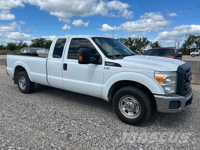 Ford F-350 ピックアップ／ドロップサイド
