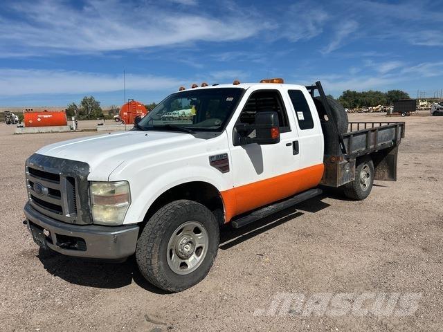 Ford F-350 平ボディー