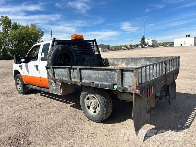 Ford F-350 平ボディー