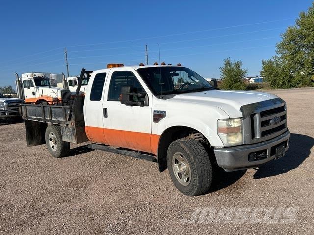 Ford F-350 平ボディー