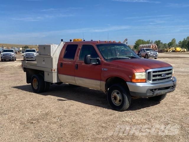Ford F-350 平ボディー