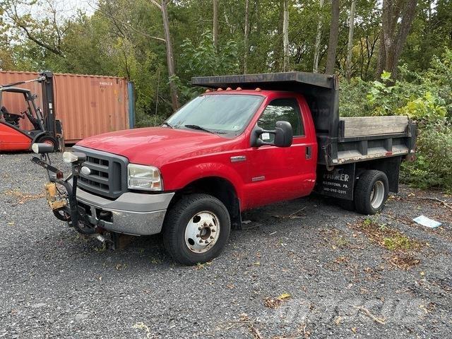Ford F-350 ダンプ