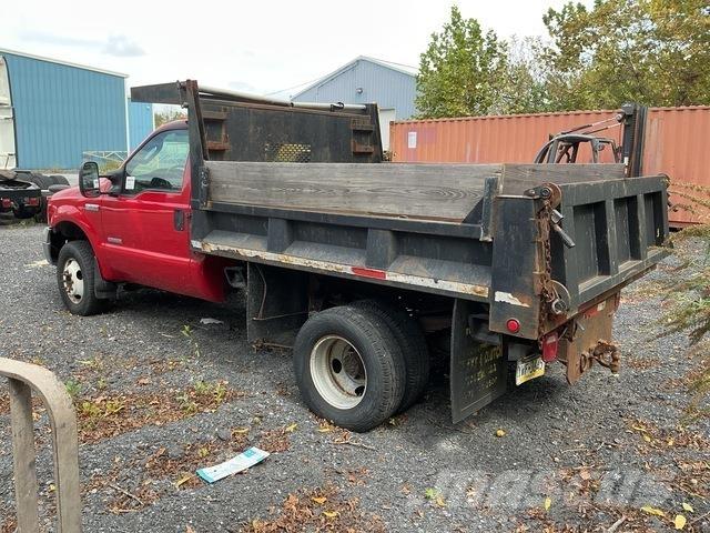 Ford F-350 ダンプ