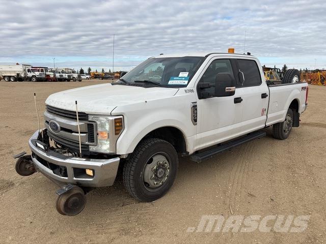 Ford F-350 ピックアップ／ドロップサイド