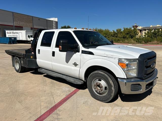 Ford F-350 平ボディー