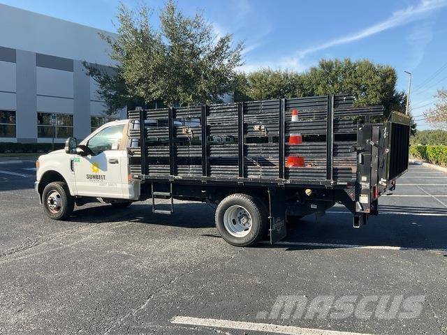 Ford F-350 平ボディー