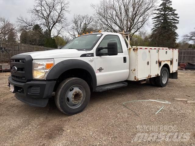 Ford F-450 ピックアップ／ドロップサイド