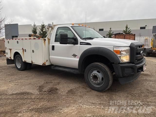 Ford F-450 ピックアップ／ドロップサイド