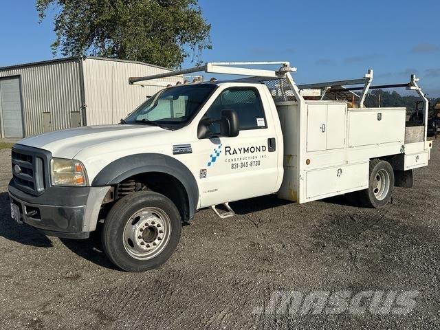 Ford F-450 ピックアップ／ドロップサイド