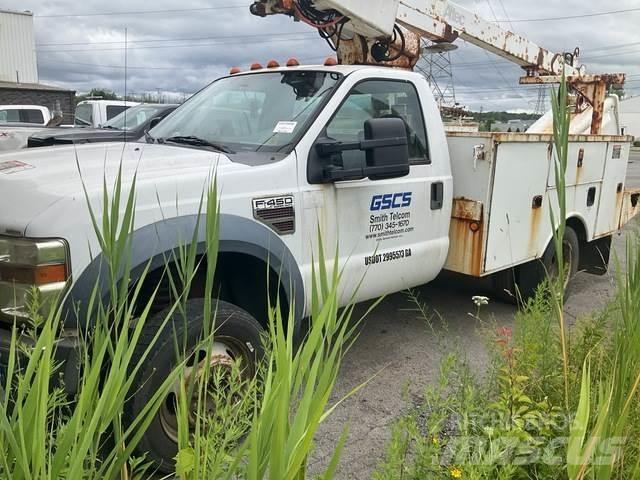 Ford F-450 トラック高所作業車