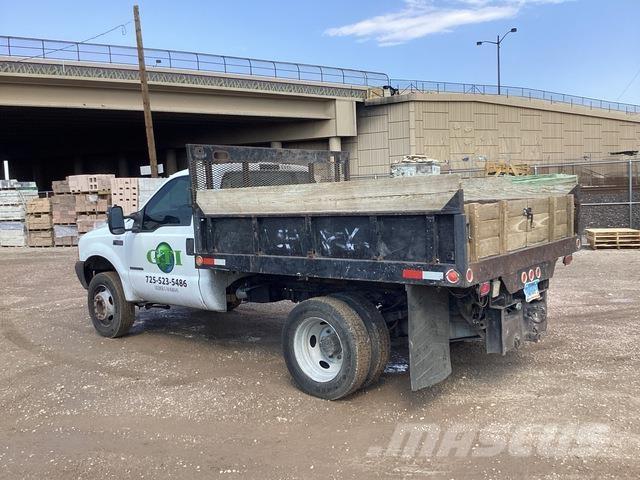 Ford F-450 ダンプ