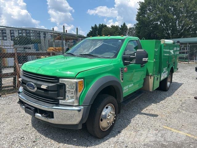 Ford F-450 ピックアップ／ドロップサイド