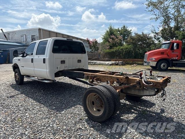 Ford F-450 キャビン及び内装
