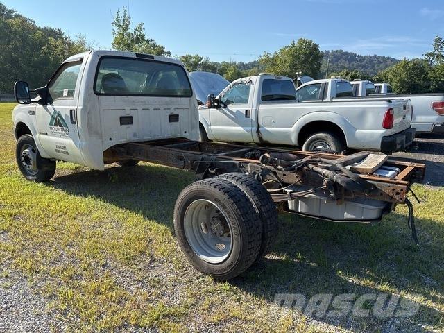 Ford F-450 キャビン及び内装